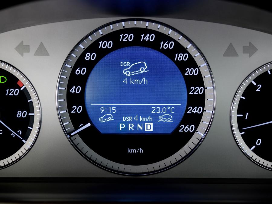  Mercedes-Benz GLK-Class 2010 года  (фото 171 из 224)